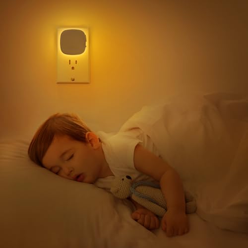 AUVON Plug-in LED Night Light with Backlit Diffused Glow - Amber, 4 Pack