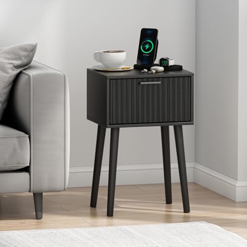 Nightstands Set of 2 - Small Bedside Tables with Fluted Door - Black, Fluted Style