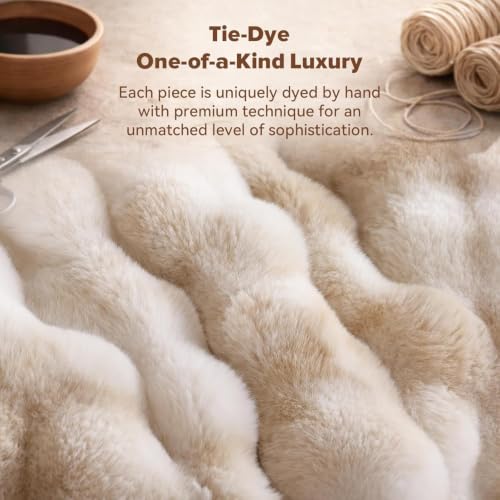 YIKUSH Tie-Dye White Faux Fur Comforter Set - California King, 3 Pieces
