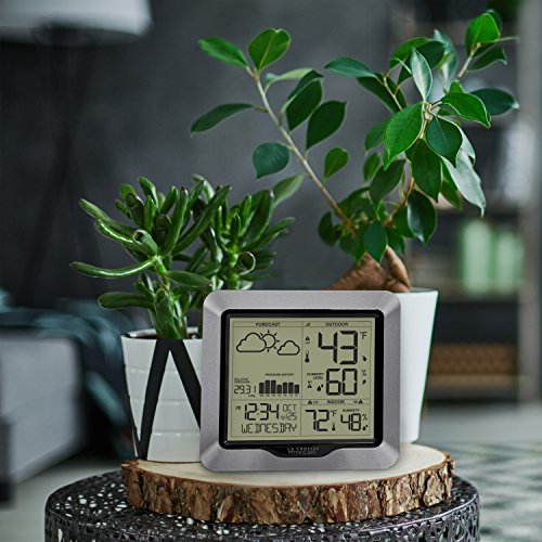 La Crosse Technology Modern Wireless Barometric Weather Station with WWVB Time, 330ft Range