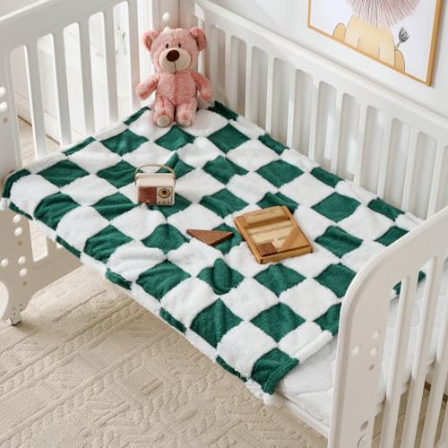 Fleece Baby Blanket for Boys 3D Checkerboard Design, Warm Cozy and Fluffy Infant Newborn Toddler Small Receiving Blankets for Crib Stroller, 30x40 Inches,Christmas Green