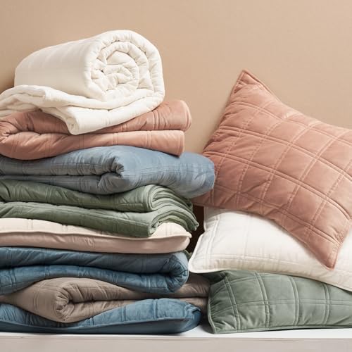 EverGrace Luxurious Velvet Quilt Set Queen Double Box Stitch Beige 3 Pieces