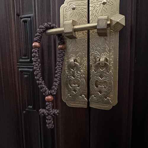 Bovemee 1Pc Handmade Christian 33 knot Orthodox Greek Omboskoini Prayer Rope Protection Blessing Cross Charm Tassel Car Hanging Charm Christmas gift (Brown)