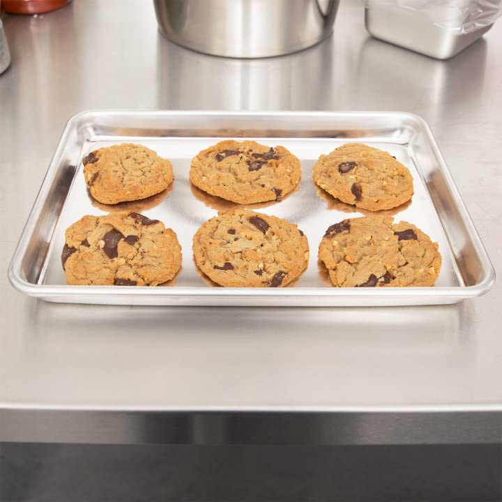 Vollrath (5220) Wear-Ever Collection Quarter-Size Sheet Pans, Set of 2 (9 1/2-Inch x 13-Inch, Aluminum)