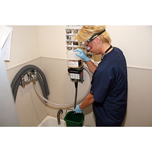 Rubbermaid Commercial Products Multi-Colored Pails, 5 Quart/Liters, Pack of 4, Utility Bucket with Built-in Spout and Handle for Cleaning/Storage/Livestock Feeding/Car Washing