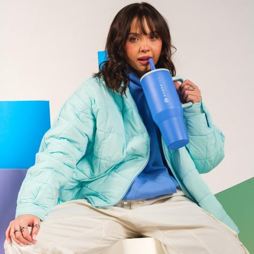 HydroJug Traveler - 32 oz Insulated Water Bottle with Handle & Flip Straw - Leak Resistant, Riptide