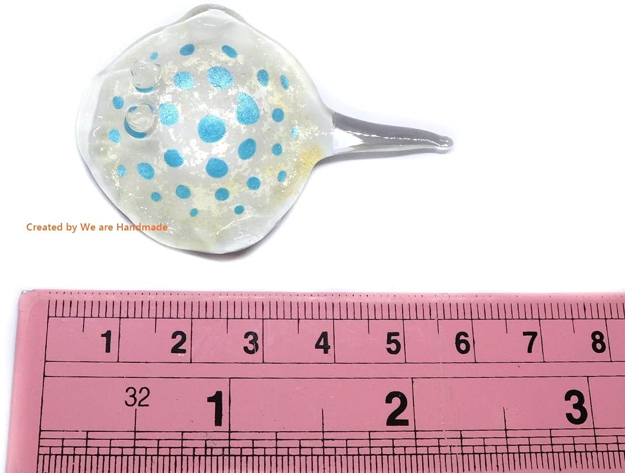 Sky Blue Handmade Mini Stingray Figurine - Blown Glass Ocean Decor & Collectible Gift