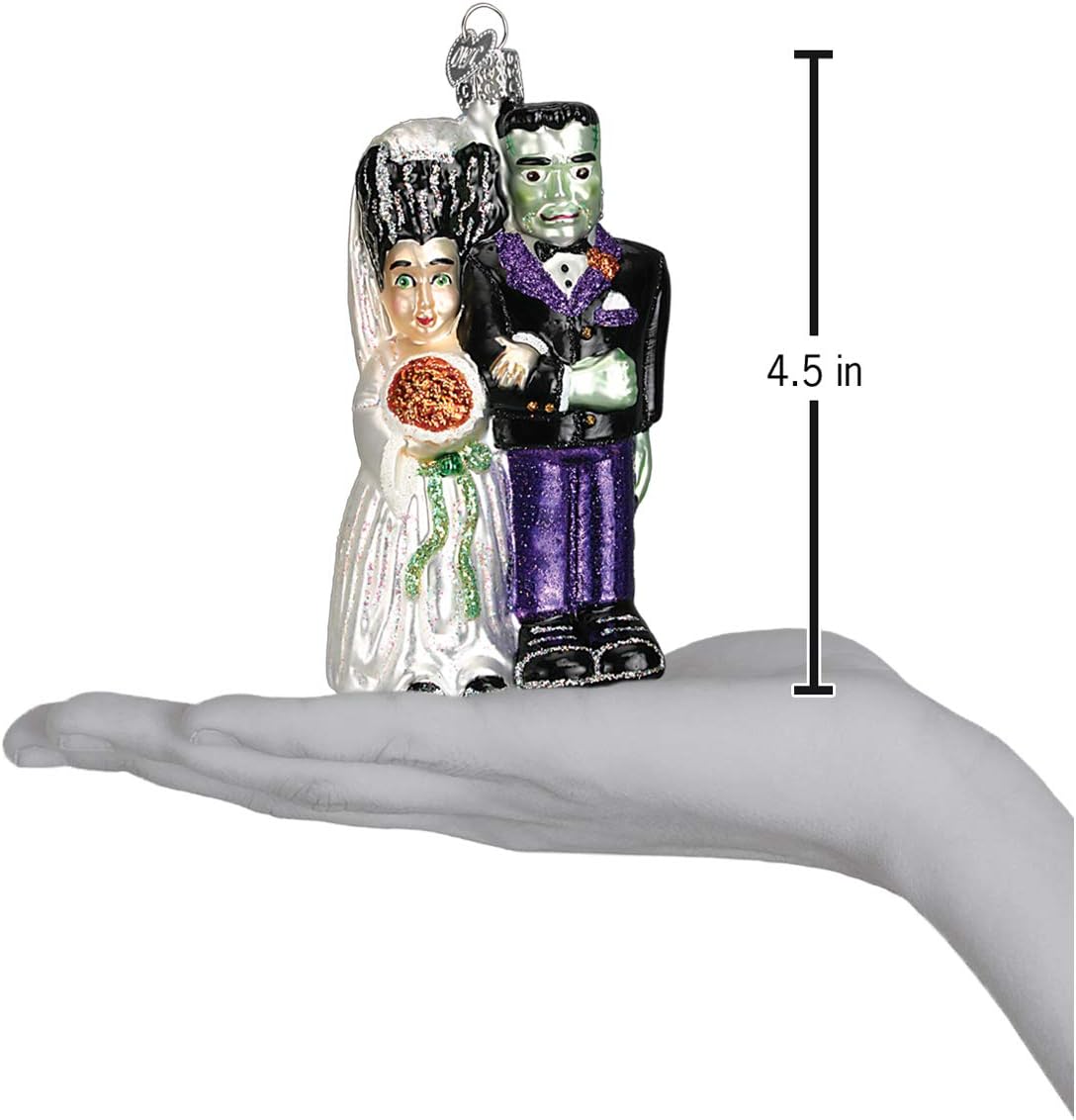 Jolly Roger Glass Blown Ornament - Handcrafted Christmas Tree Decoration, Halloween Collection