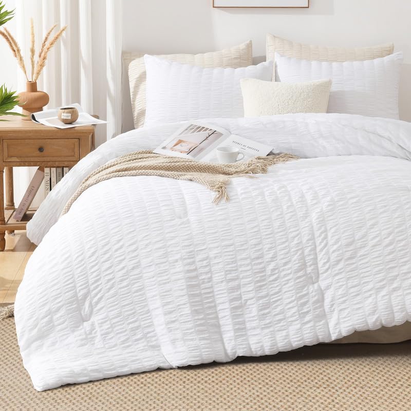 AveLom White Queen Seersucker Comforter Set 90x90 Inches 3 Pieces - Lightweight All-Season Microfiber Bedding