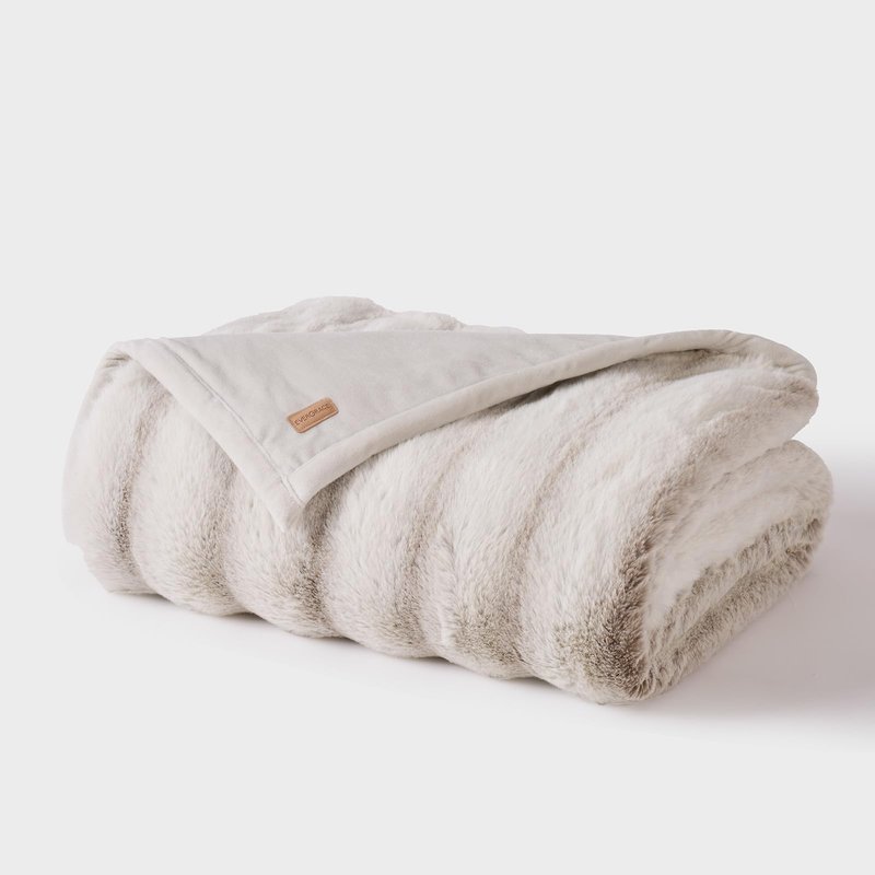 EverGrace Soft Luxury Faux Rabbit Fur Throw Blanket for Couch, Cozy Fluffy Channel Throw Blanket for Bed, Fuzzy Warm Thick Mink Blanket with Reversible Plush Velvet for Winter, Beige, 60"x80", 820GSM