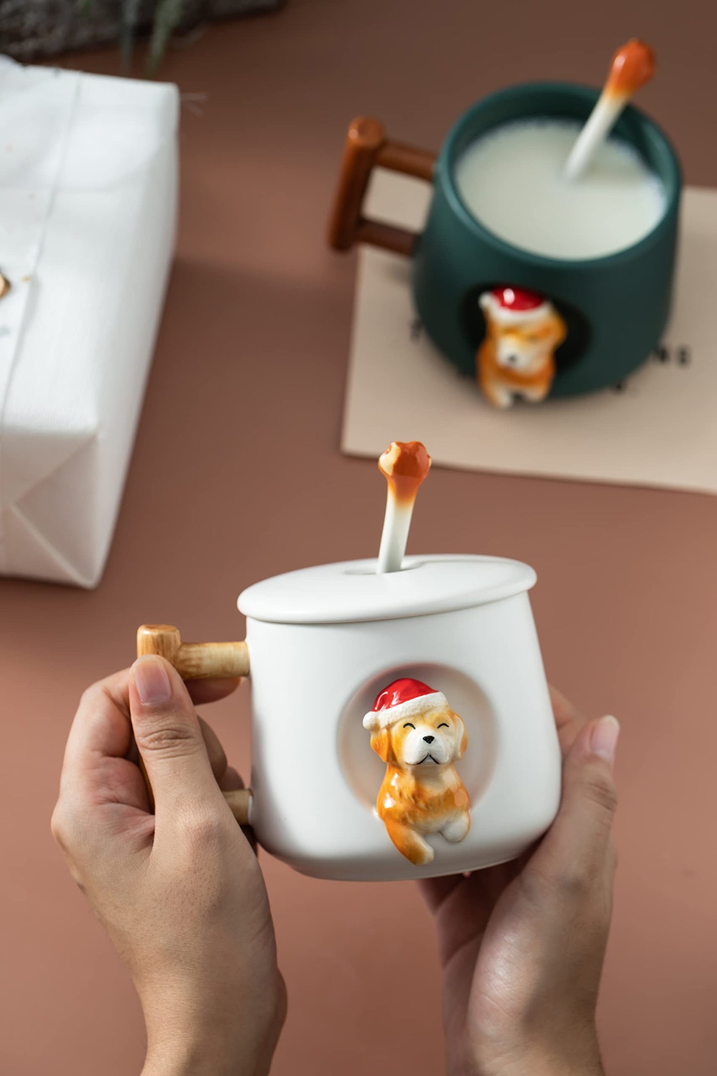 DIHOclub Ceramic Coffee Mug with Lid and Matching Spoon,Novelty 3D Golden Retriever Pattern Mug for Tea Milk Chocolate Juice,Cute Cup for Dog Lovers,Perfect Christmas Gifts-14 Ounces(white)