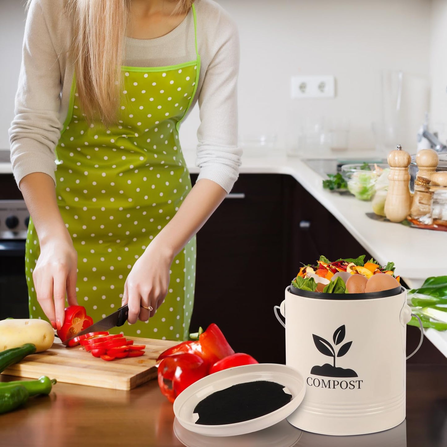 Compost Bin Kitchen Countertop, Indoor Compost Bin with Inner Bucket, 1.15 Gallon Small Compost Bin with Lid, Indoor Composter Bin Counter Compost Pail Food Waste Bin Includes 3PCs Carbon Filter Cream
