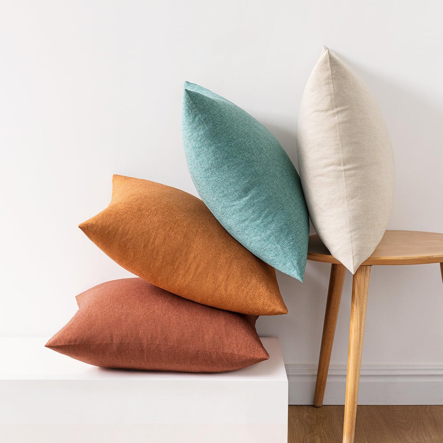 MIULEE Decorative Outdoor Throw Pillow Covers - Waterproof Farmhouse Cushion Cases | 18x18 Inch, Orange Rust (Pack of 4)