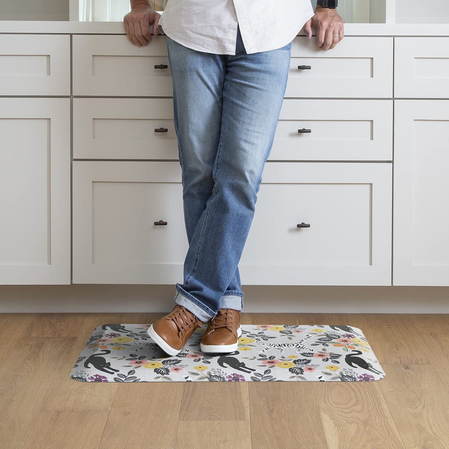 GelPro Designer Comfort Anti-Fatigue Kitchen Floor Mat, 20 x 32, Funky Feline Grey Tabby