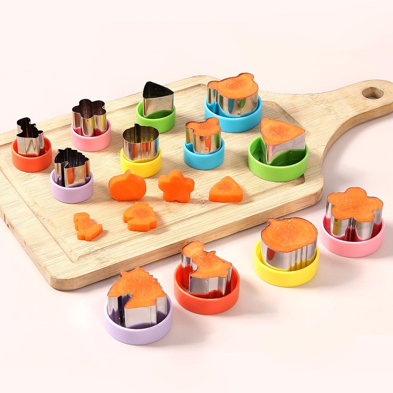 laxizar 6 Pack Sandwich Cutters Cookie Cutters Sandwich Maker Bread Maker Lunchbox 12 Small Cookie Cutters