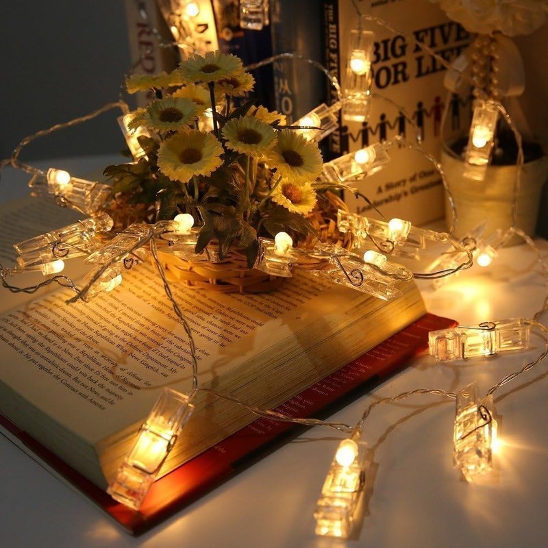 LiyuanQ 40 LED Photo Clip String Lights with Remote, 8 Modes Indoor Fairy String Lights for Hanging Photos Pictures Cards and Memos, Ideal Gift for Bedroom Decoration (USB Operated, Warm White)