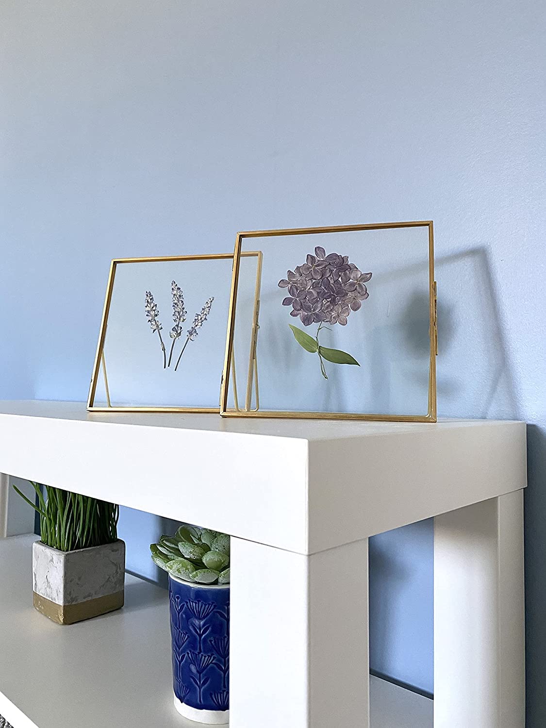 Beedecor Double Glass Frame for Pressed Flowers, Leaf and Artwork,Gold 6x6 Standing Square Metal Picture Frames, Set of 2 Pressed Flower Frames with Stand (Gold, 6x6)