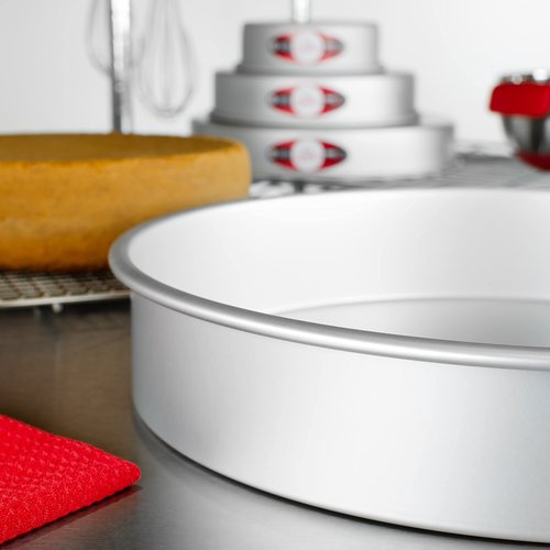 Fat Daddio's Round Cake Pan, 18 x 3 Inch, Silver