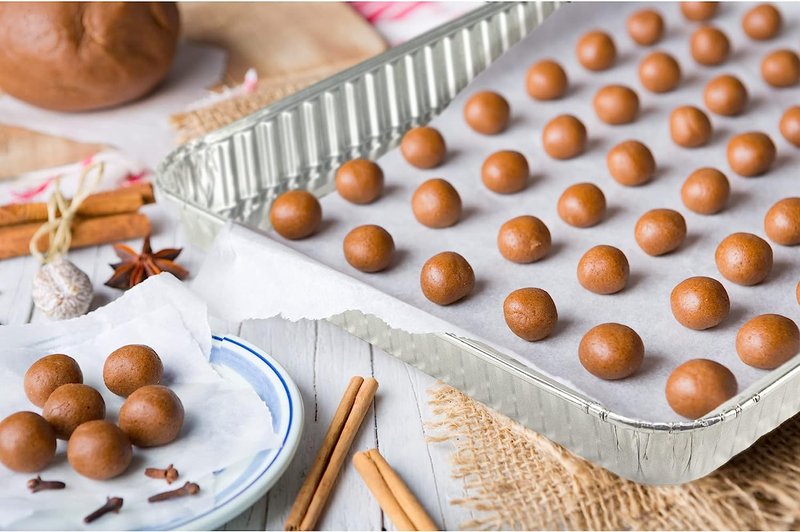 Aluminum Pans Quarter Size Cookie Sheet 15 Count Durable Nonstick Baking Sheets 12.87" x 8.87" - Sheet Pan, Baking Tray, Cookie Sheets, Foil pans, Foil trays, Sheet Baking Pans