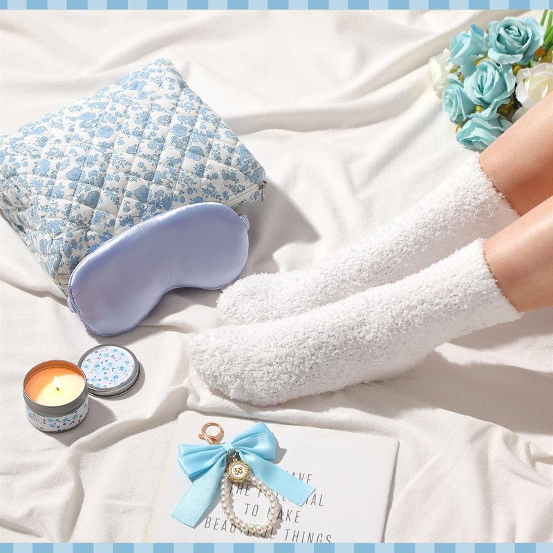 Skylety Blue Floral Gift Baskets for Teen Girls, Women Mothers Day Gifts Trendy Stuff Coquette Bow Teen Girl Self Care Birthday Box Gift for Her, Sister Friend Women Sweet 16th 18th 21st Box