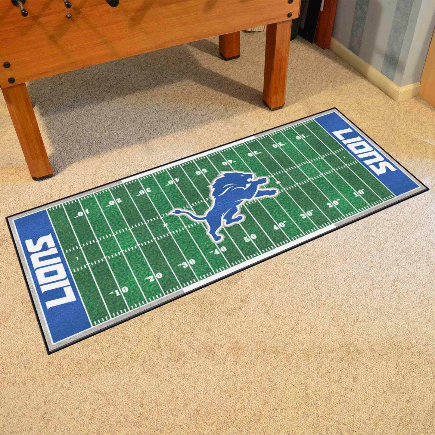 FANMATS 7351 Detroit Lions Field Runner Rug - 30in. x 72in.