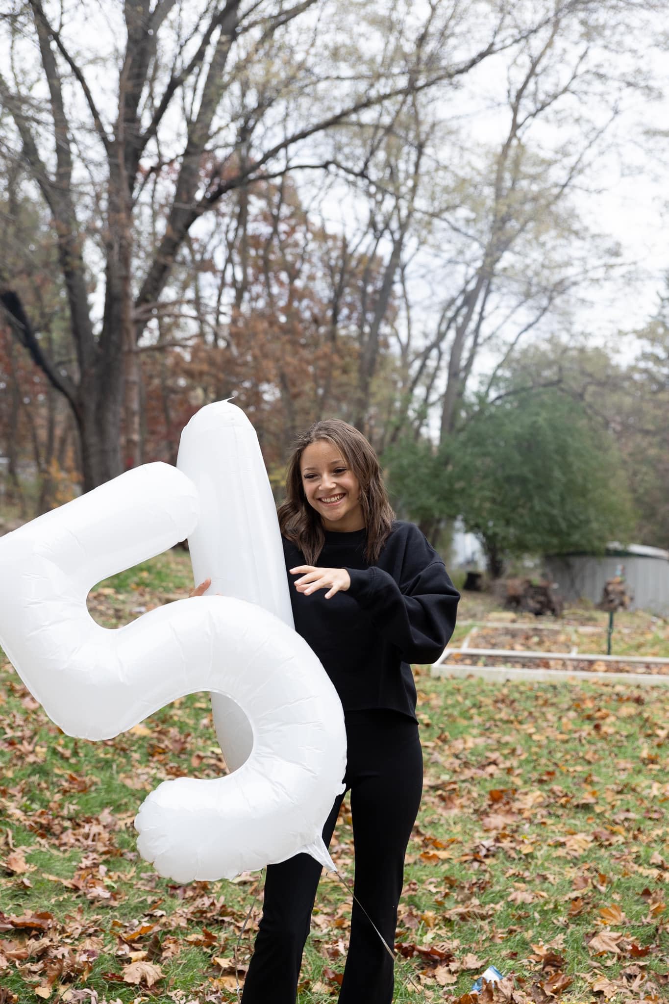 White Number 7 Balloon 40 Inch, 7th Birthday Party Decorations for Children, Giant 7 Foil Balloon for Party Supplies