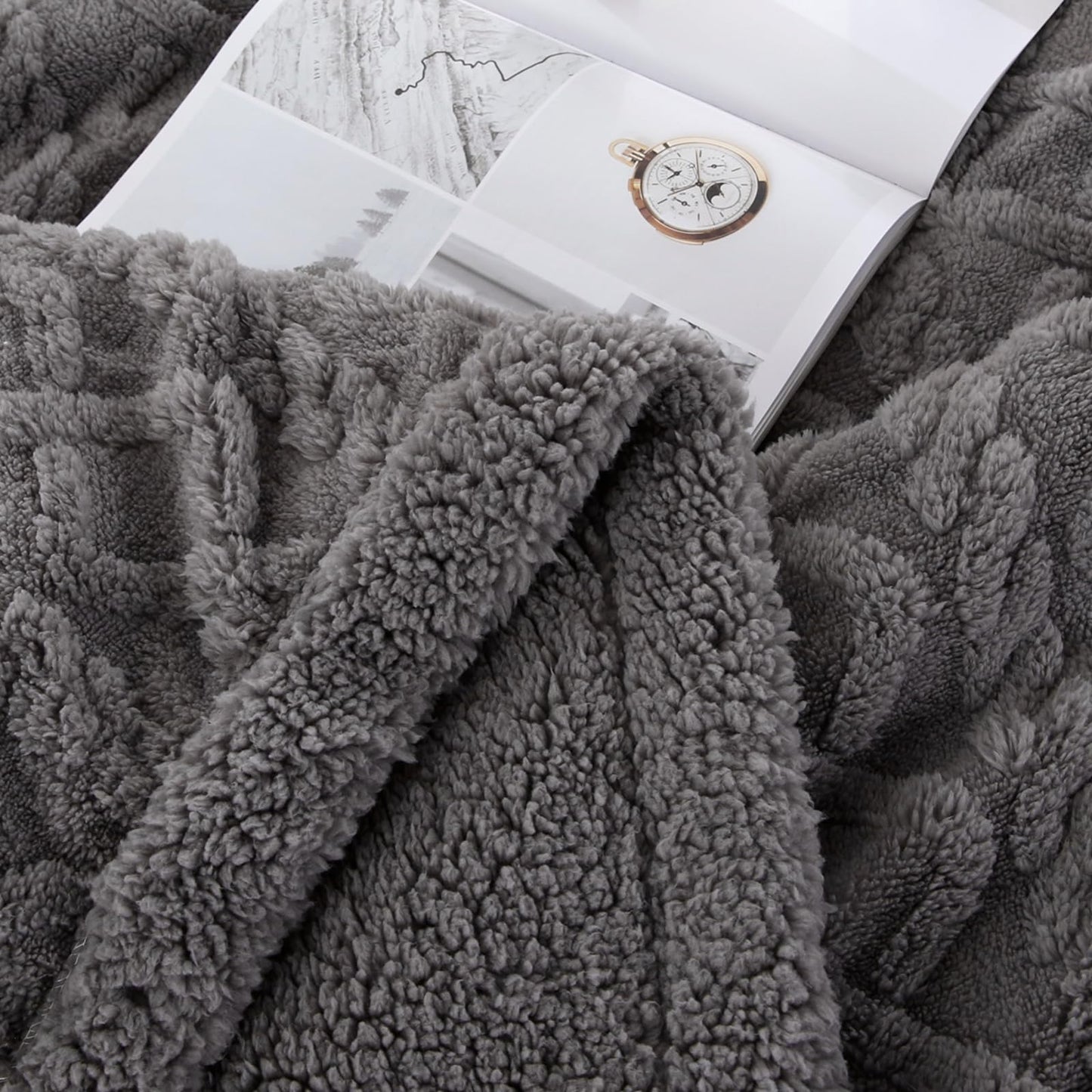 PU MEI Sherpa Throw Blanket for Couch Sofa 60”*80”- Fleece Tufted Fuzzy Soft Cozy Blanket for Bed, Thick Warm Blanket for All Seasons, (Dark Grey, 60"*80")