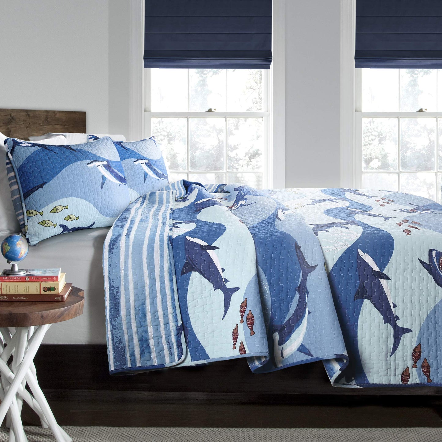 Lush Decor 16T003162 Blue Shark Allover Quilt | Fish Ocean Wave Reversible 3 Piece Bedding Set-Full Queen
