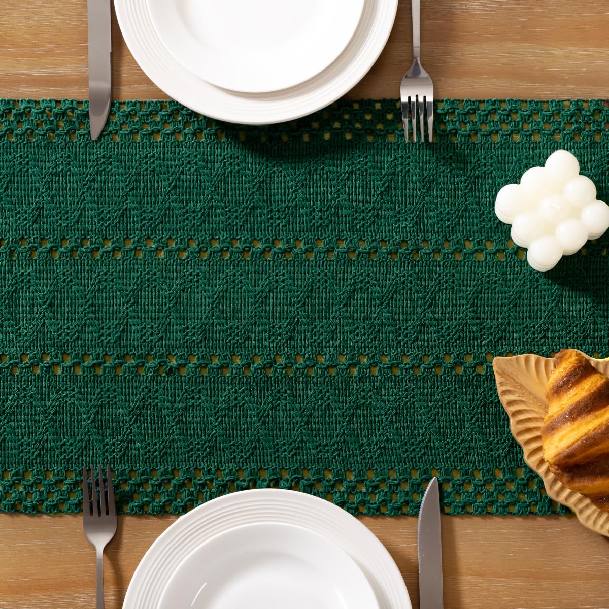 Socomi Boho Table Runner Macrame Long Summer Farmhouse Woven Cotton Linen Rustic Coffee Table Runner with Tassels for Dresser Scarf Home Decor Dining Room 12x108 inch Emerald Green