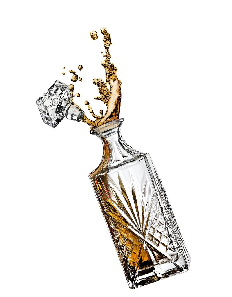 Lefonte Whiskey Decanter Set with 2 Old Fashioned Whisky Glasses for Liquor Scotch Bourbon or Wine - Irish Cut