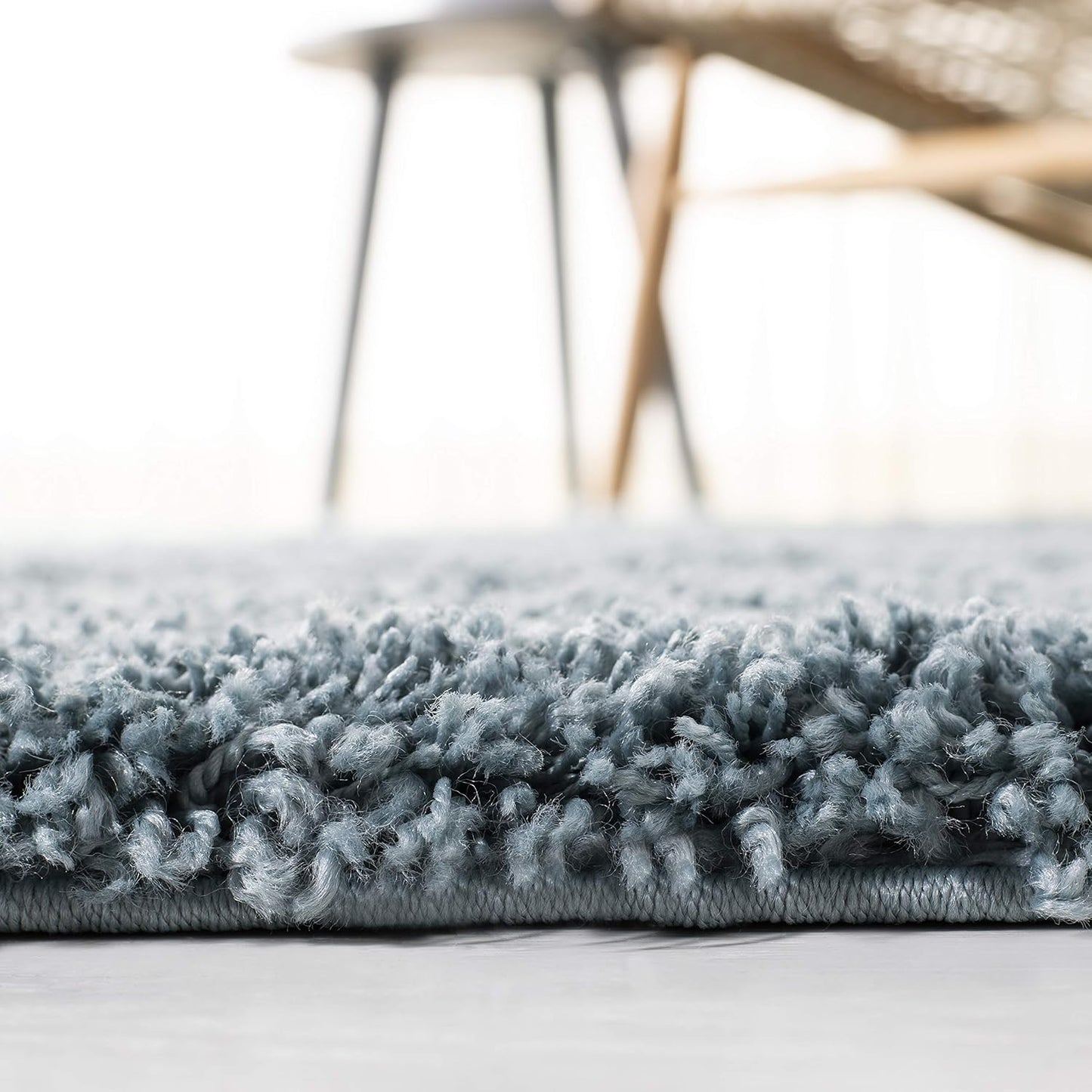 SAFAVIEH California Shag Collection Accent Rug - 3' Square, Light Blue, Non-Shedding & Easy Care, 2-inch Thick, Ideal for The Living Room, Dining Room, Bedroom (SG151-6060-3SQ)