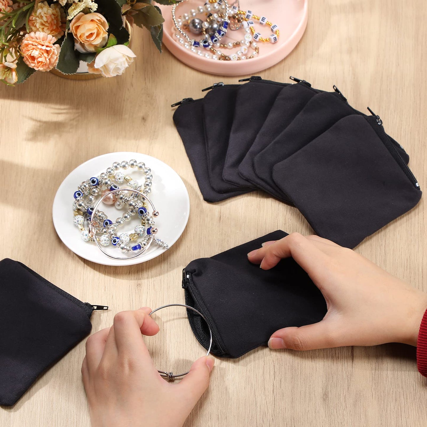 Geosar 24 Pcs Silver Storage Bags Anti Tarnish Jewelry Storage Bags Zippered Keeper for Silverware Jewelry(4 x 4 Inch,Black)