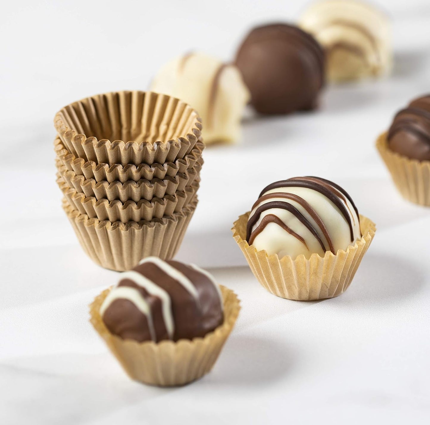 Chocolate Brown Paper Candy Cups - No.4 (1''x3/4'') - 200 Pack for Pastry Chefs