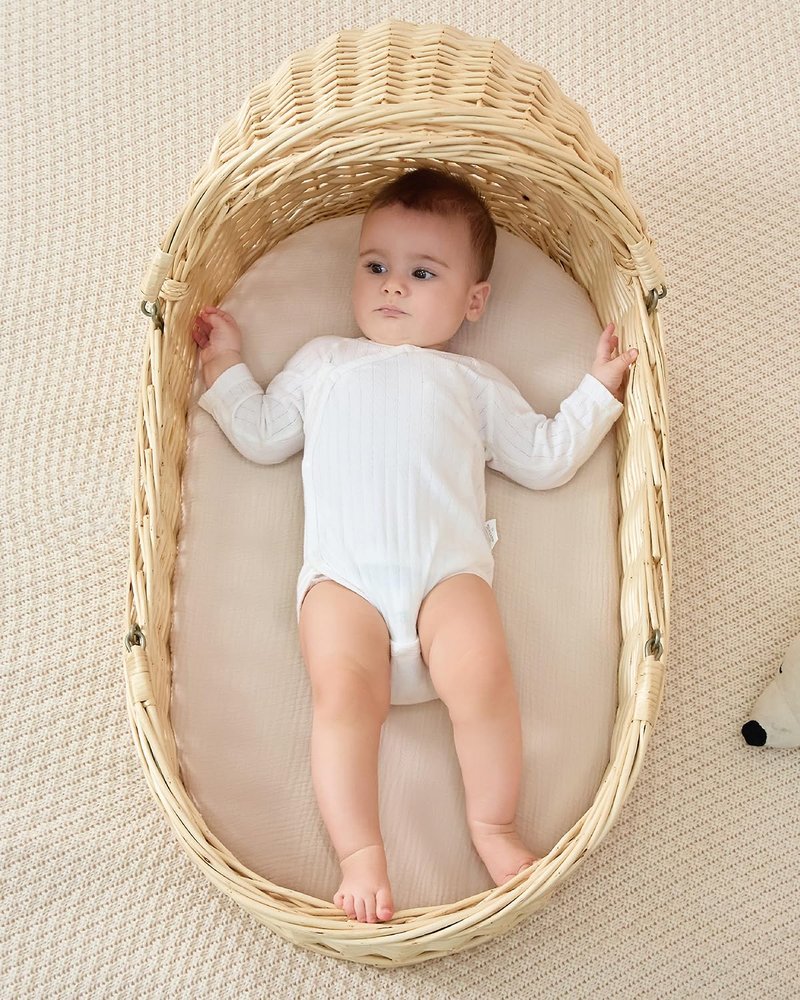 JELLYMONI 2-Pack Muslin Bassinet Sheets for Girls Boys, 100% Cotton Bassinet Mattress Sheets Soft Breathable Universal Fit for Baby Bassinets, Moses Basket, Hourglass Oval and Rectangle Mattress