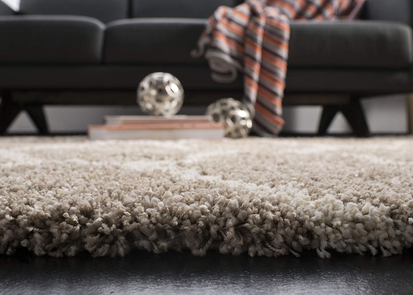 SAFAVIEH Hudson Shag Collection Accent Rug - 3' x 5', Beige & Ivory, Trellis Design, Non-Shedding & Easy Care, 2-inch Thick Ideal for High Traffic Areas in Entryway, Living Room, Bedroom (SGH280S)