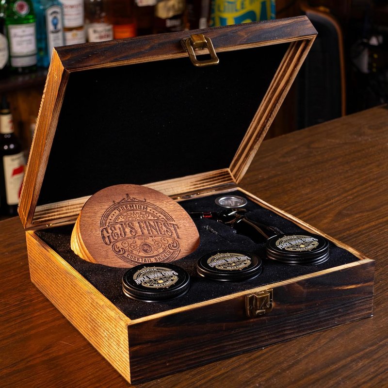 Whiskey Smoker Kit with QuadTorch, 6 Wood Chips, & Wood Box for Smoking Drinks| Cocktail Smoker Kit| Bourbon Smoker Kit| Old Fashioned Smoker Kit| Smoked Whisky Gift for Father's Day (No Butane Incl.)