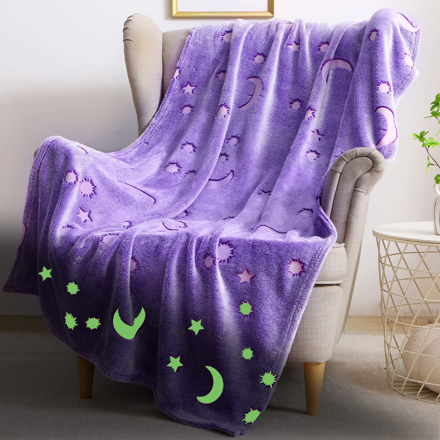 AUIVTY Glow in The Dark Blanket for Girls Birthday Purple Pink Moon Star Soft Throw Blanket for Kids Toddler Teen Girls Women (Purple, 60x80 inch, Moon Star)