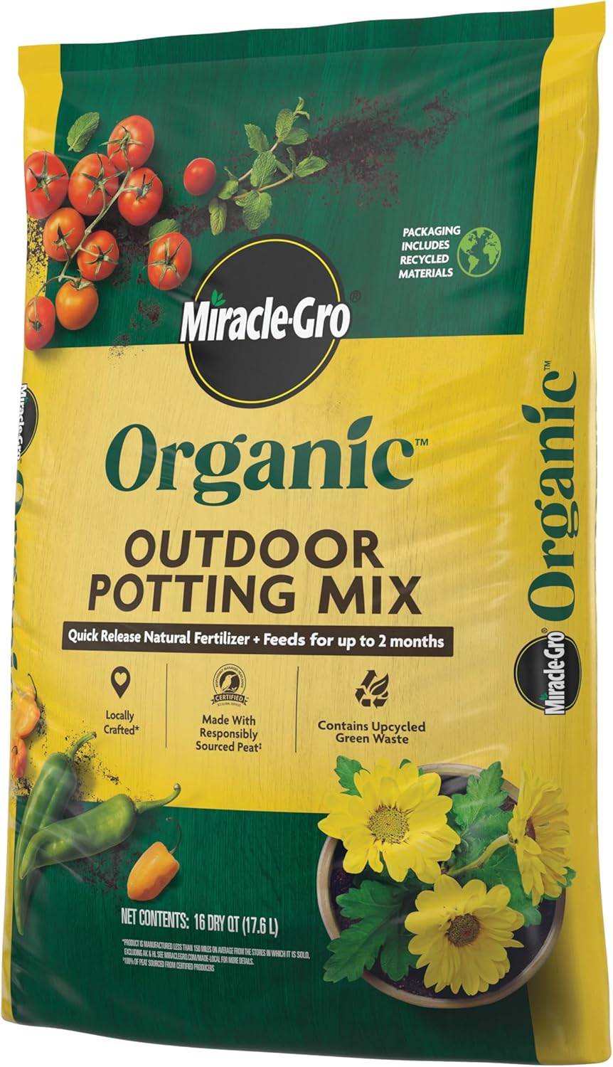 Miracle-Gro Organic Outdoor Potting Mix - Quick-Release Fertilizer for Container Plants | 16 qt. (2-Pack)