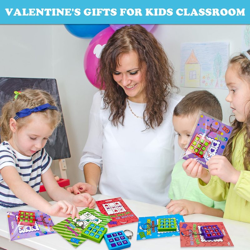 Valentines Day Gifts Cards for Kids School Classroom,28 Pack Tic Tac Toe Game Keychains with Cards for Boys Girls,Valentine Class Non Candy Treats Goodie Bag Stuffers Party Favors Prizes for Toddlers