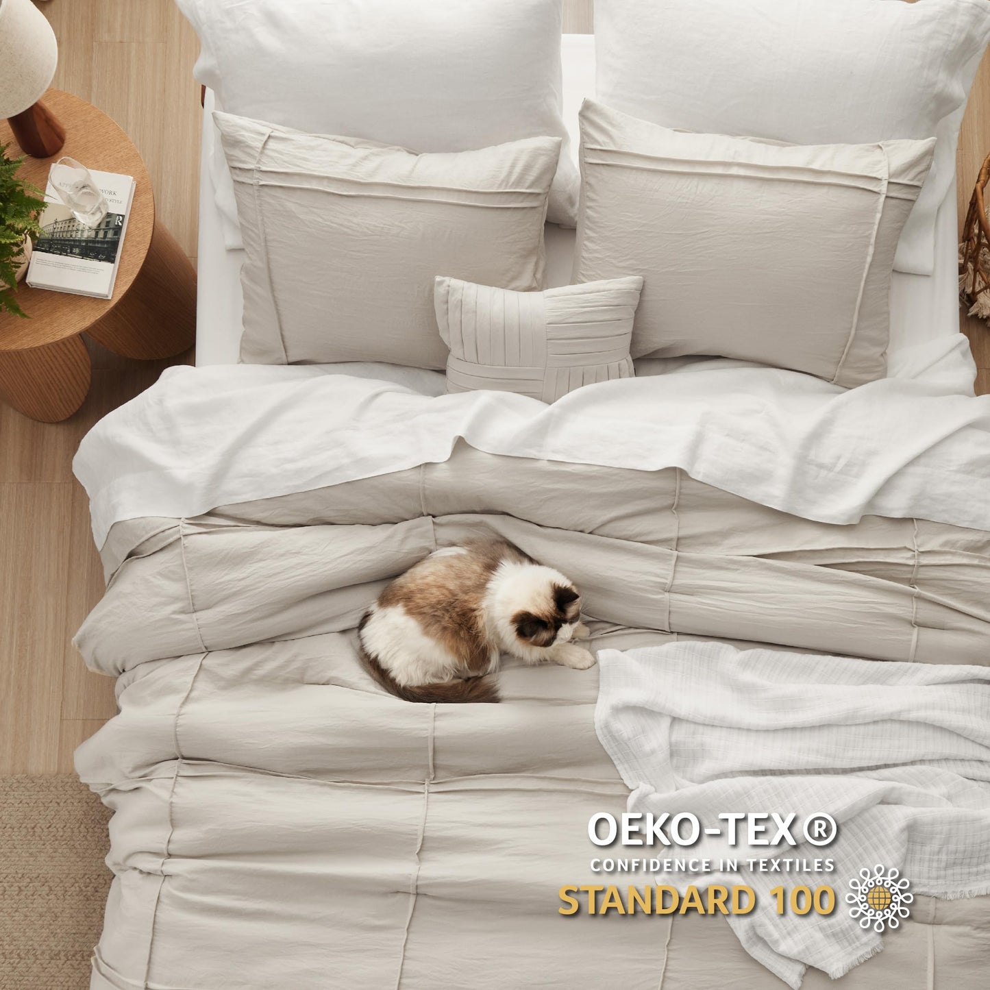 Bedsure King Comforter Set - 4 Pieces Grid Pleat Bed Set, Beige Boho Bedding for All Season, 1 Soft Comforter, 2 Pillowcases, 1 Decorative Pillow