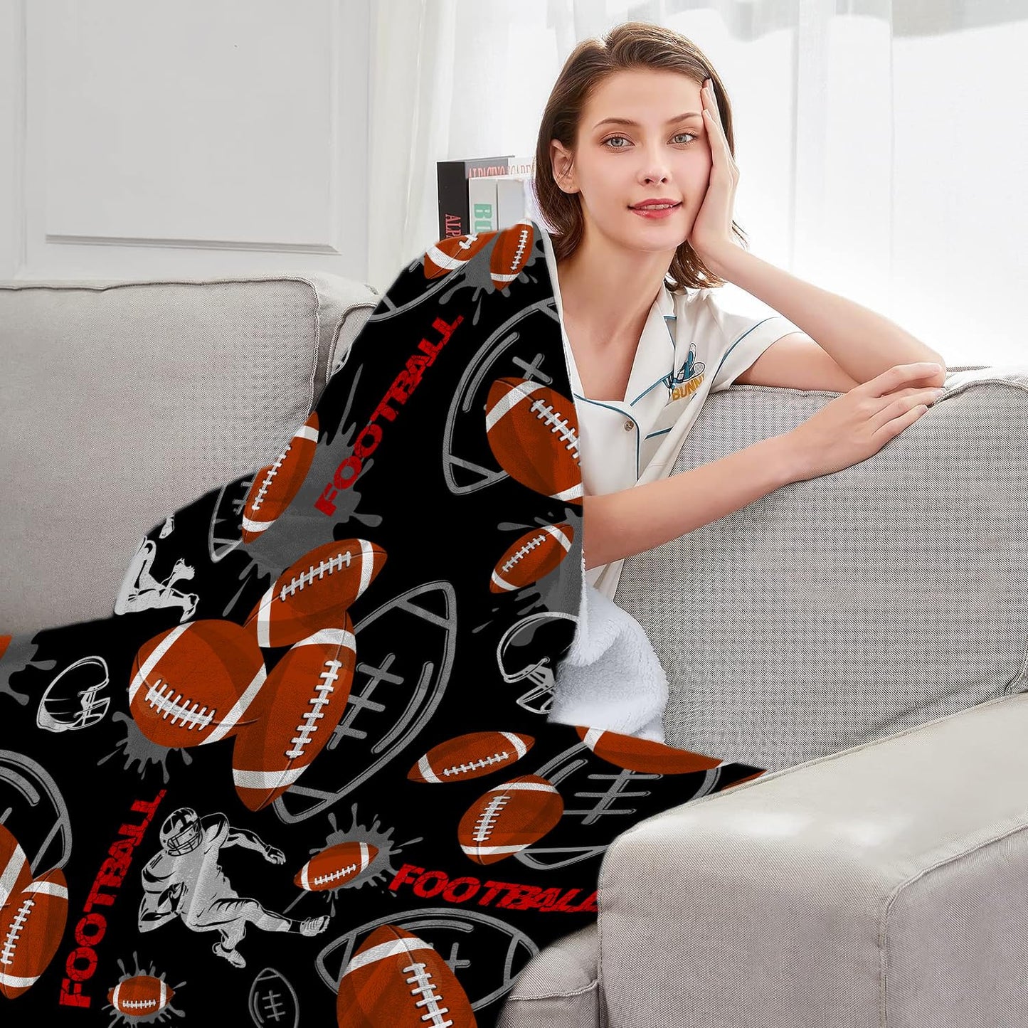 HUGTAIL Football Blanket ,Football Gifts for Boys,Football Team Gifts,Football Coach Gifts,Football Blanket Gifts,Football Team Football Lover Gifts for Women Men Adults 60"x50"