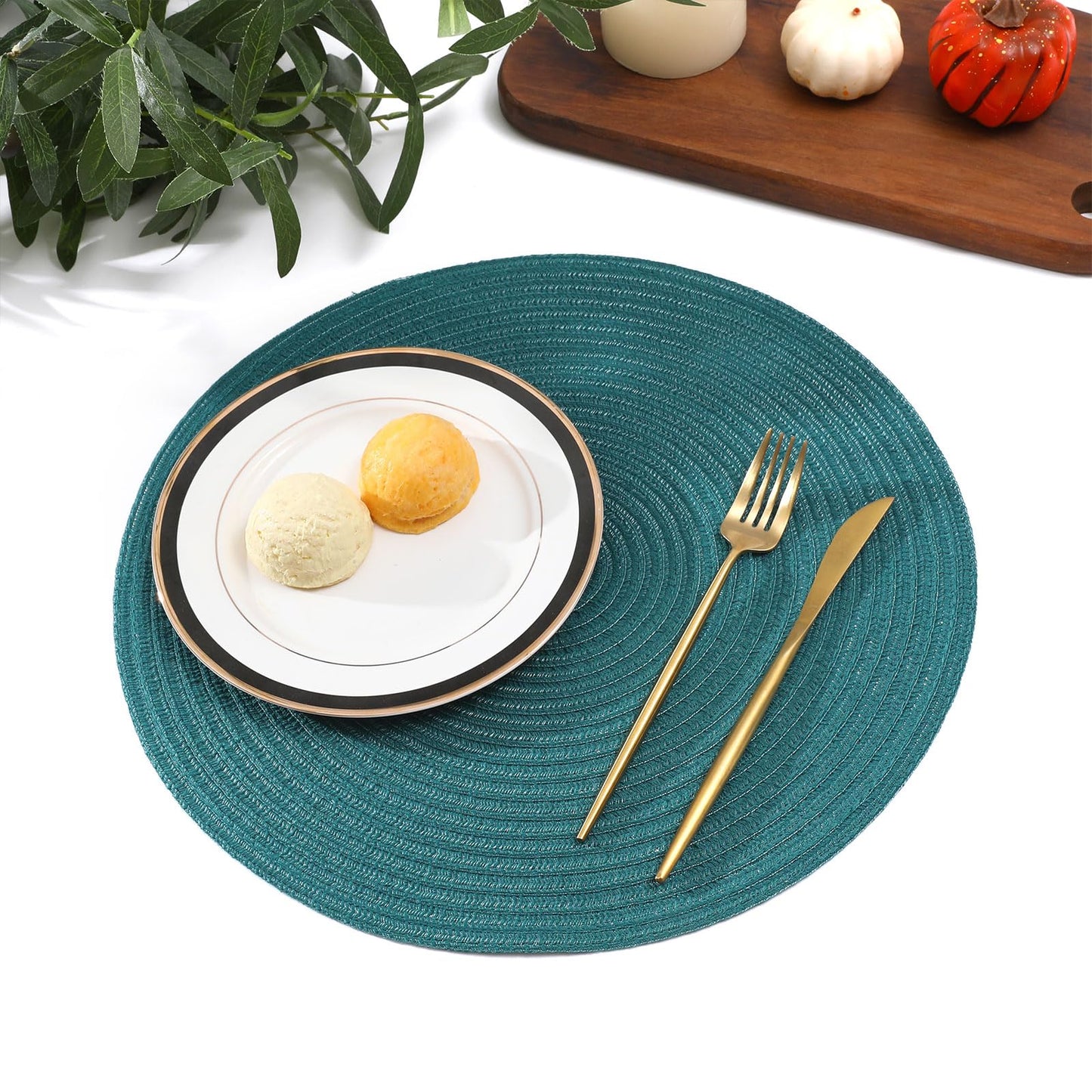 SHACOS Round Placemats Set of 8 Woven Braided Table Placemats 15 inch Circle Place Mats Washable Non Slip Table Mats for Home Wedding Party, Teal Green