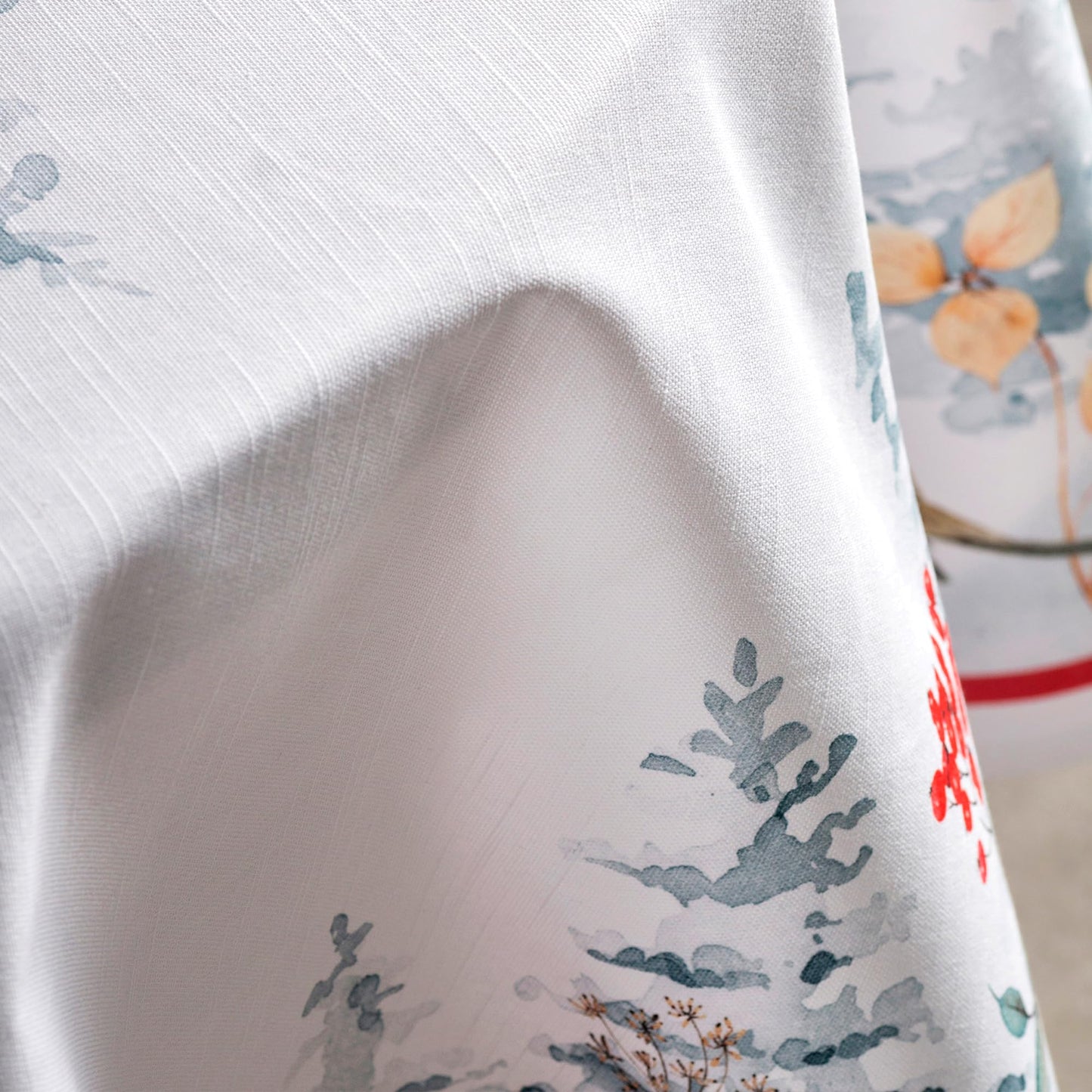 Maison d' Hermine Table Cloth Round Table 100% Cotton 69 Inches Fall Tablecloth Reusable Everyday Use for Thanksgiving Christmas Decorations Dining Farmhouse Party (Morzine)