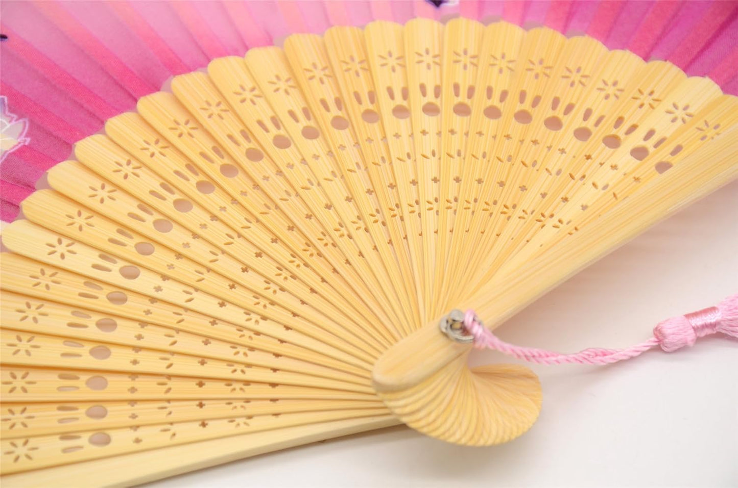 Handmade Silk Folding Fan with Bamboo Frame - Vintage Chinese/Japanese Style for Women & Girls - Gift-Ready with Protective Sleeve (WZS-33)