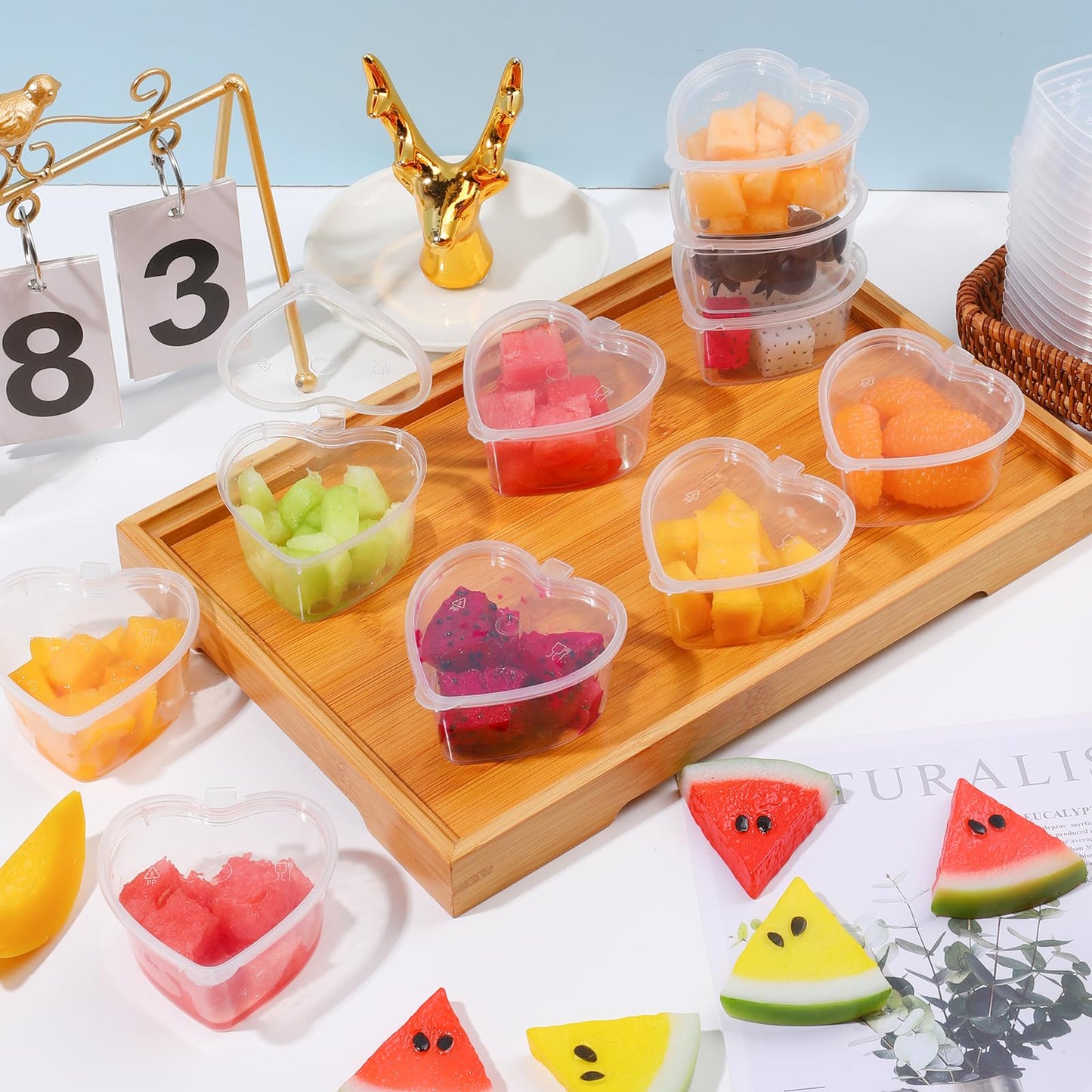 ISKYBOB 50Pcs 1.5oz Heart Shaped Jello Shot Cups with Lids, Disposable Plastic Heart Shape Storage Containers for Sauce, Condiment, Leakproof Small Portion Cup for DIY Slime Liquid Foam Ball Soft Clay