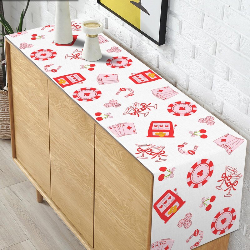 Pudodo Lucky in Love Table Runner Las Vegas Bachelorette Party Decoration Kitchen Casino Theme Bridal Shower Dining Room Home Decor