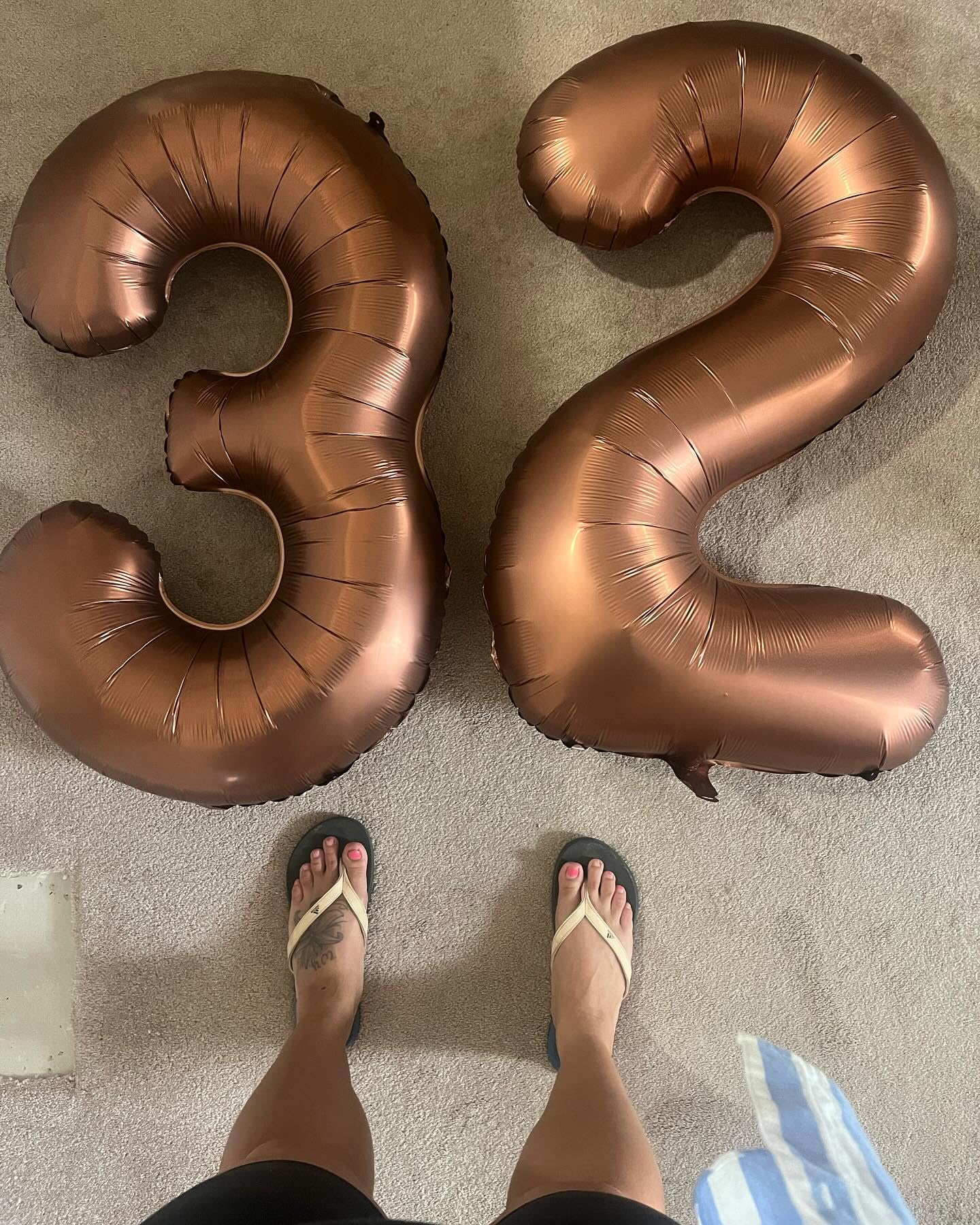Dark Brown Number 16 Balloon 40 inch, Coffee Brown 16 Number Balloons, 16th Birthday Decorations, Chocolate 16 Year Old Girls Boys Dark Brown Party Supplies