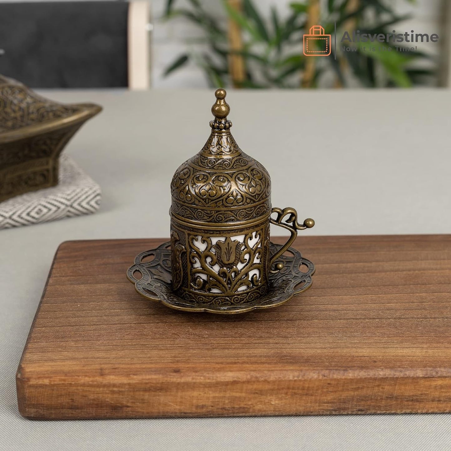 Alisveristime Authentic Turkish Coffee Cup Set: Zamak & Porcelain, Tulip Motifs (Set of 2) (Lale) (Gold)