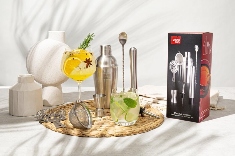 Vacu Vin Cocktail Set Plus – 7-Piece Bartender Kit with Stainless Steel Tools – Includes Shaker, Jigger, Muddler, Strainer, Pourer, Sieve, and Bar Spoon – Dishwasher Safe Home Bar Set