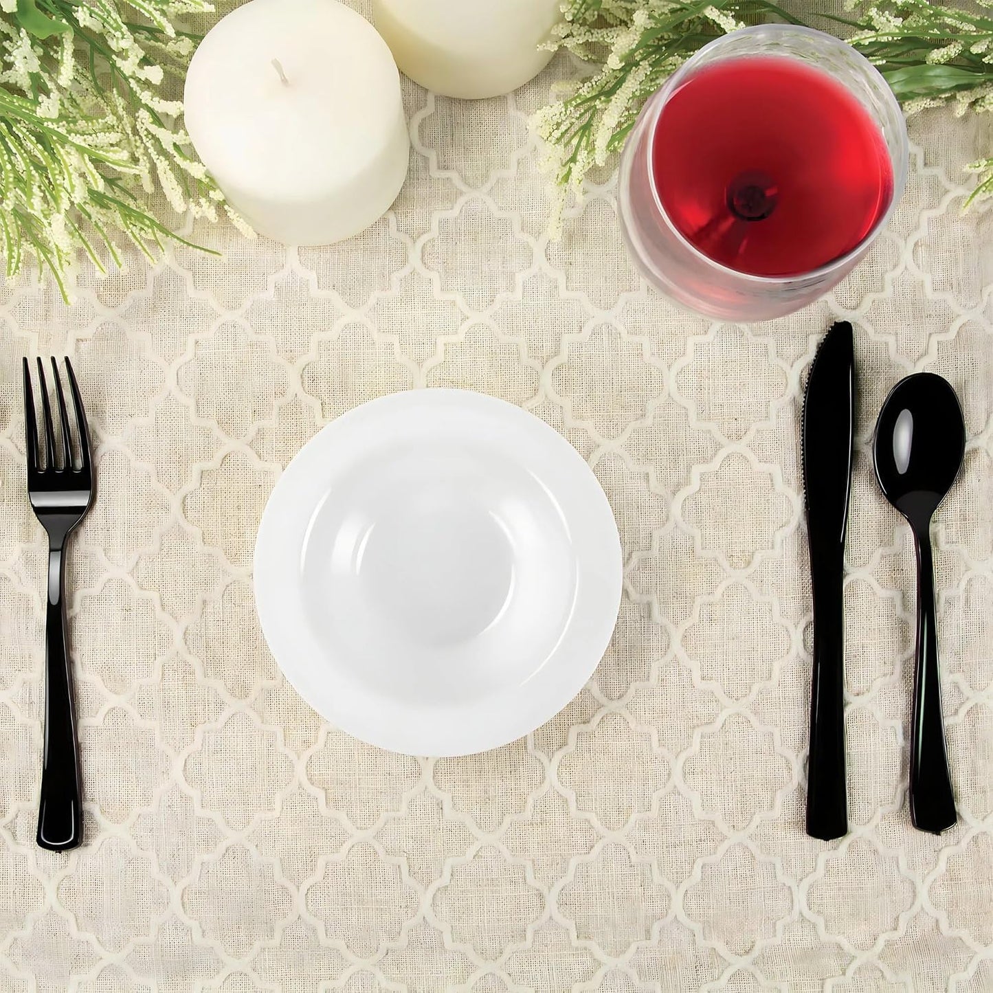 Premium 9-Inch Heavyweight Plastic Plates - Crystal Clear Wedding & Party Dinnerware, 30 Count